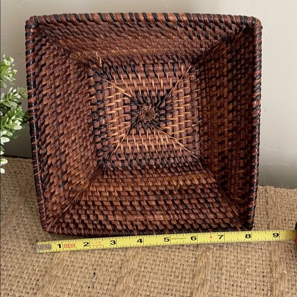 Beautiful Woven Basket - Picture 4 of 10